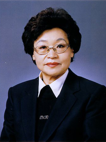 홍춘자 24대 교장선생님